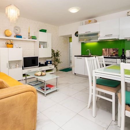 Apartment Dea Σπλιτ Εξωτερικό φωτογραφία