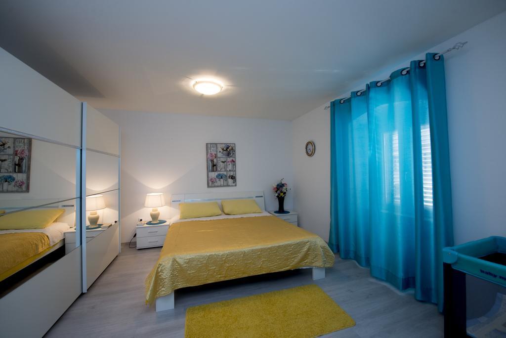 Apartment Dea Σπλιτ Εξωτερικό φωτογραφία
